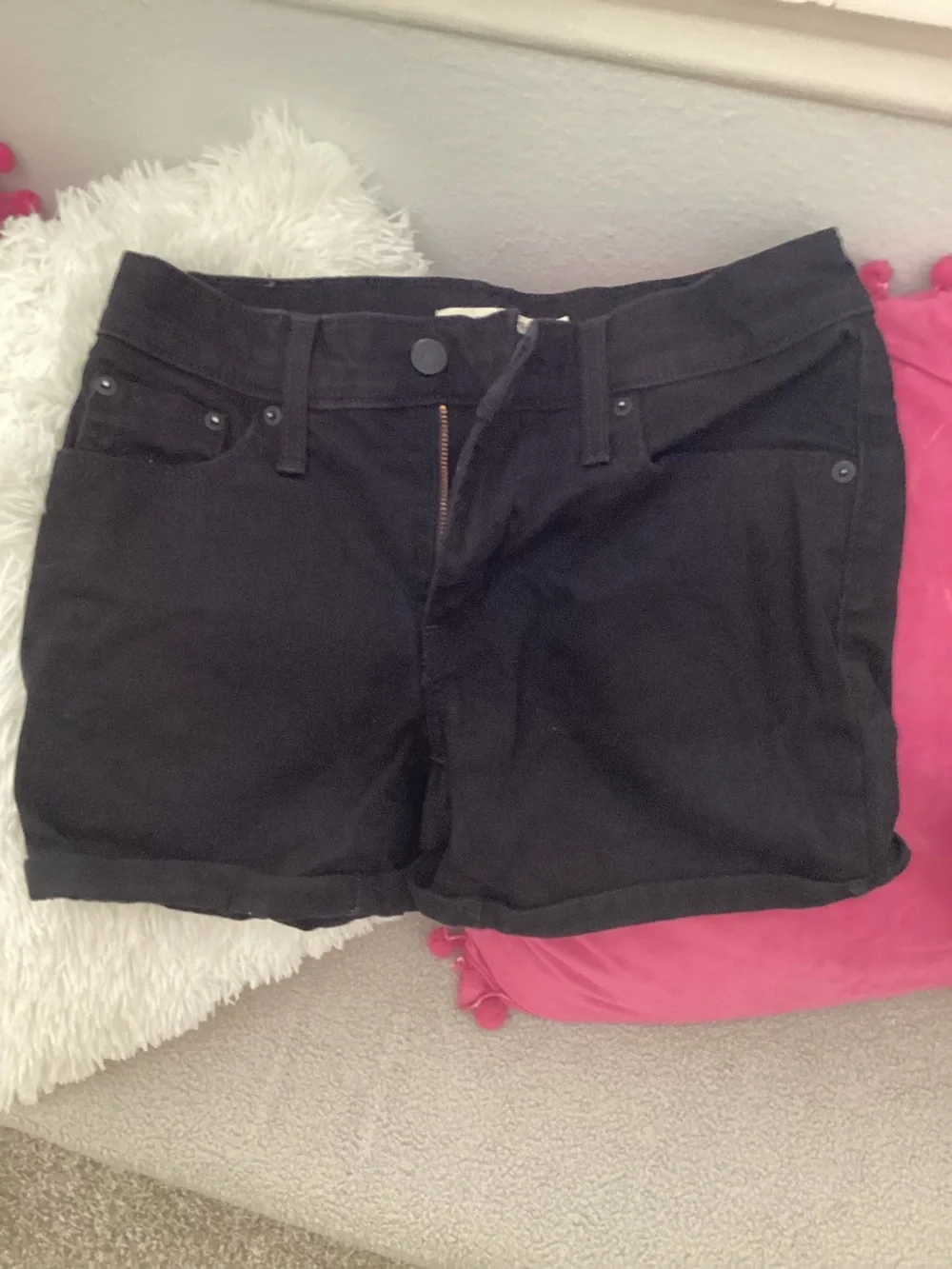 Levi's Black Rolled-Hem Denim Shorts
